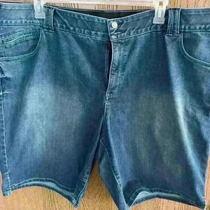 Lane Bryant Bermuda Jean Shorts NWOT